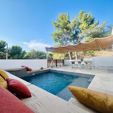 רוקפור-לה-בדול Villa Mathaia Cassis מראה חיצוני תמונה